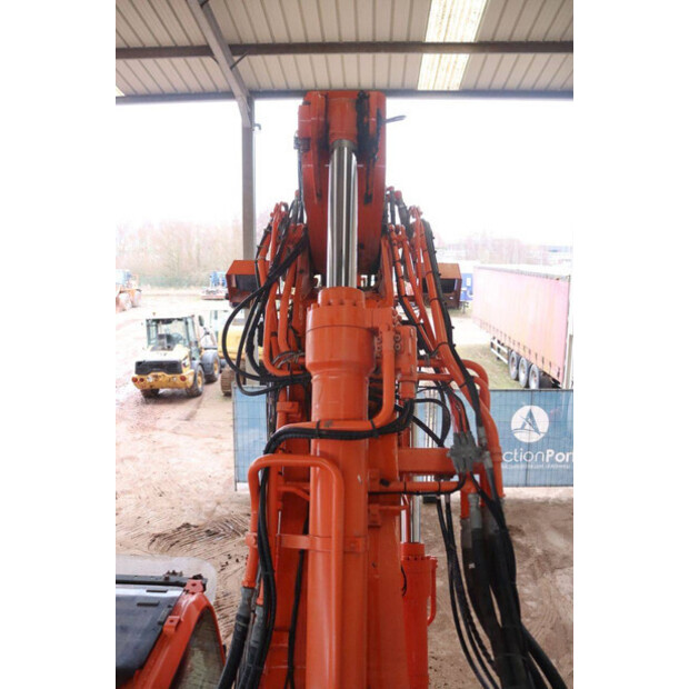 2014 Hitachi ZX225USLC-5B-45052046