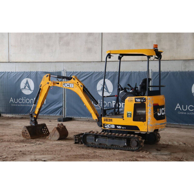 2022 JCB 16C-1-45052300