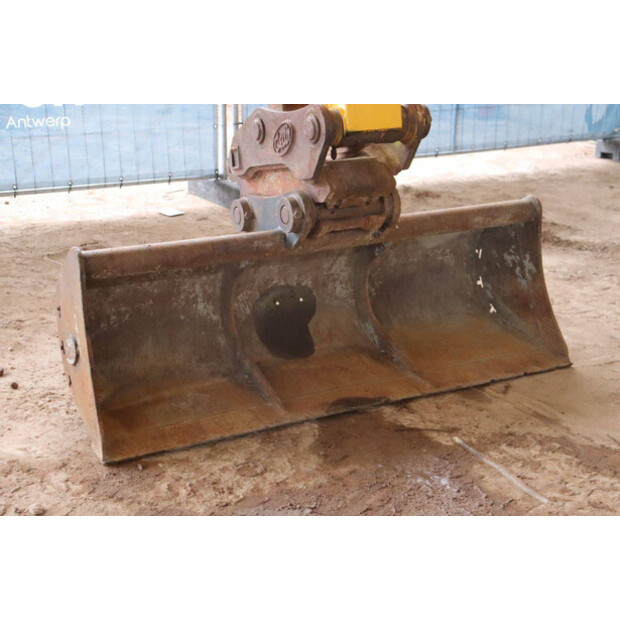 2014 كوماتسو PC210LC-10-45052459