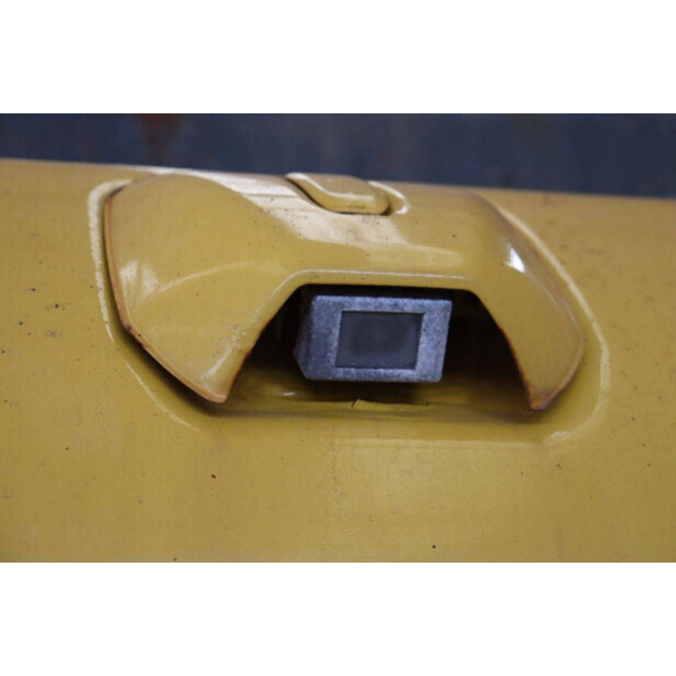 2014 كوماتسو PC210LC-10-45052471