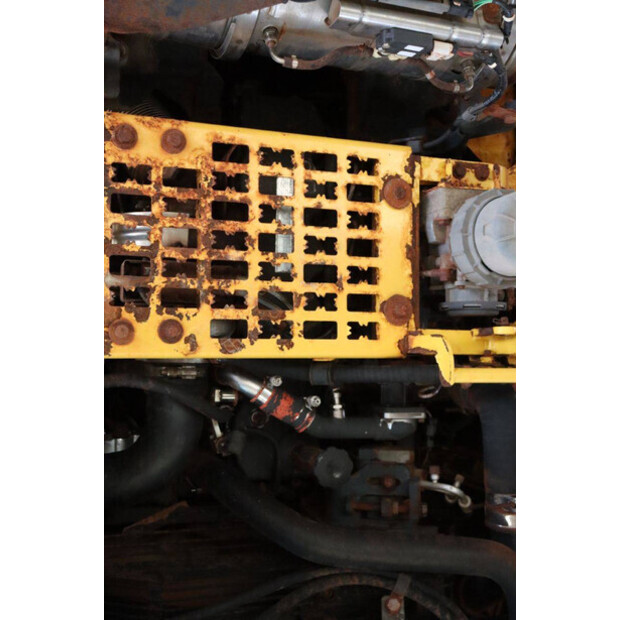 2014 كوماتسو PC210LC-10-45052474