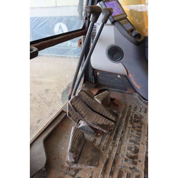 2014 كوماتسو PC210LC-10-45052481