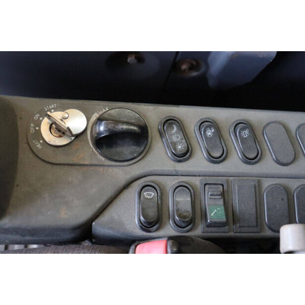 2014 كوماتسو PC210LC-10-45052484