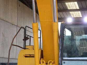 2014-komatsu-pc210lc-10-1408070-45052492