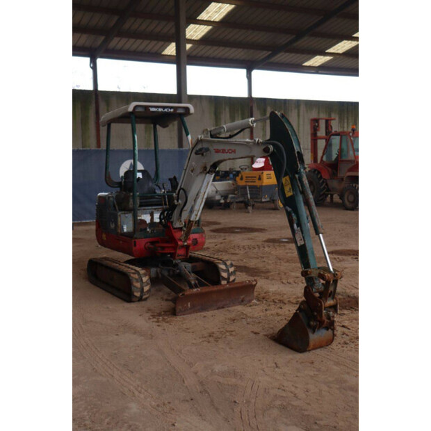 2014 تاكوتشي TB219-45052621