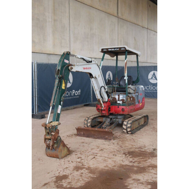 2014 تاكوتشي TB219-45052625