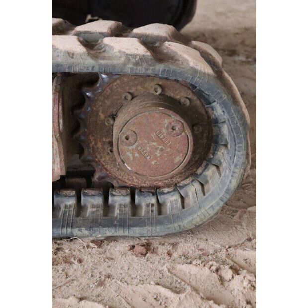 2014 تاكوتشي TB219-45052649