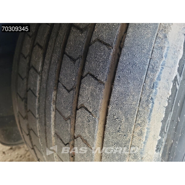 2017 كرون OTHERS-45052683