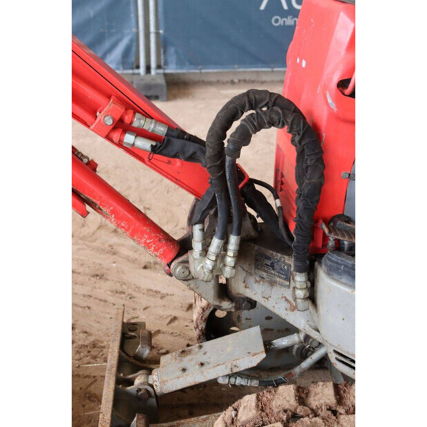 2017 YANMAR SV08-1A-45052716