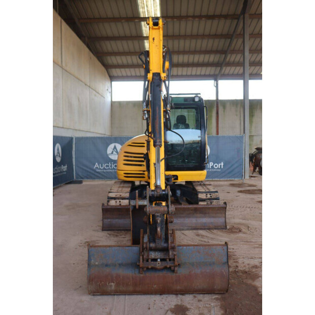 2010 JCB 8085-45052926