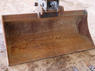 2010-jcb-8085-1408083-45052936