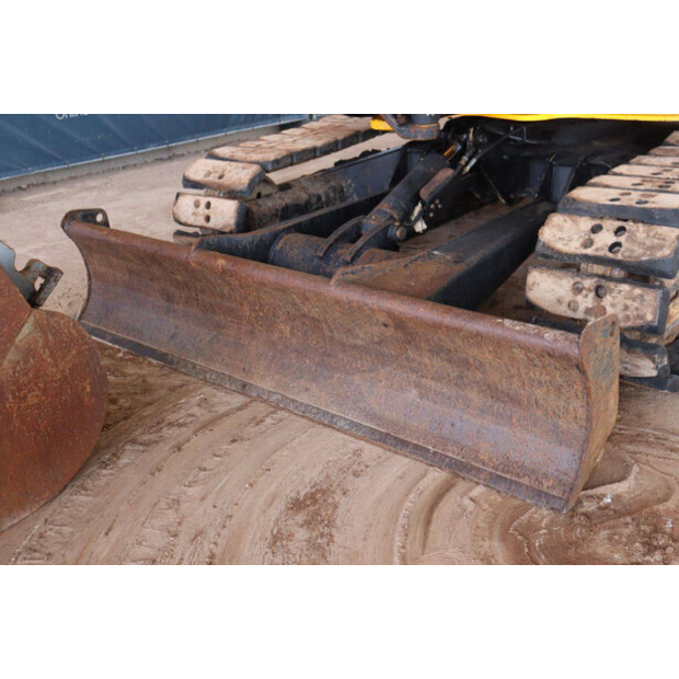 2010 JCB 8085-45052944