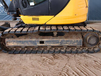 2010-jcb-8085-1408083-45052952