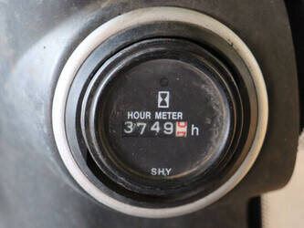 2010-jcb-8085-1408083-45052981