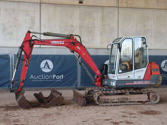 صورة ل حفارات مجنزرة 1998 نيوسون 5001 RDV