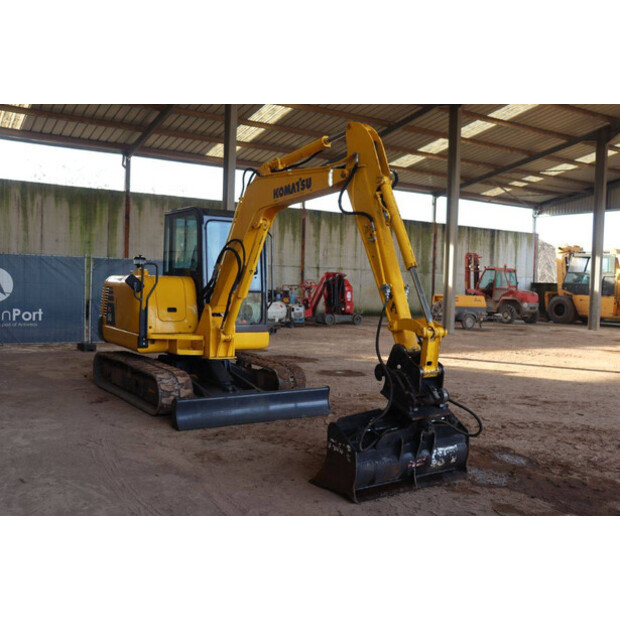 2020 كوماتسو PC56-7-45053242