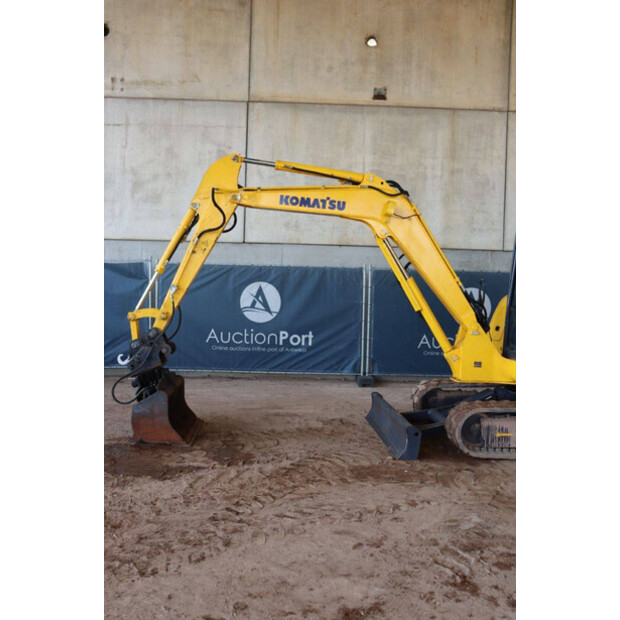 2020 كوماتسو PC56-7-45053248