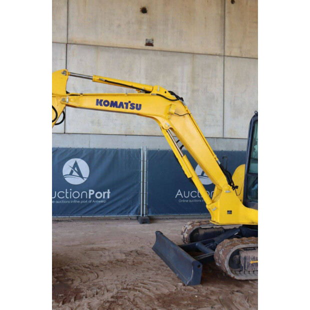 2020 كوماتسو PC56-7-45053252