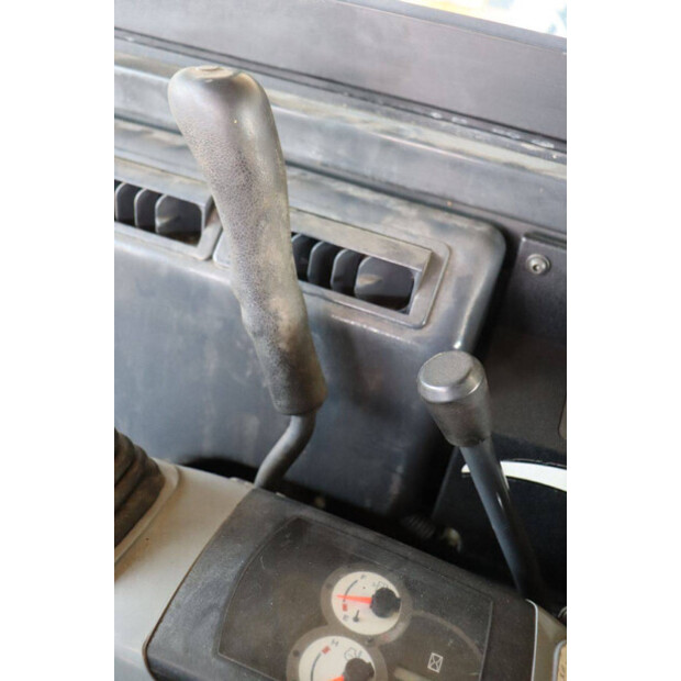 2020 كوماتسو PC56-7-45053281