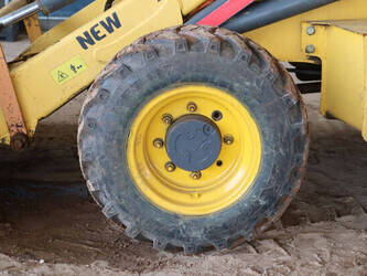 2017-new-holland-b80b-ss-1408093-45053339