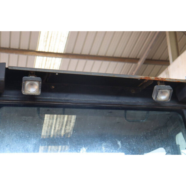 2017 New Holland B80B-SS-45053351