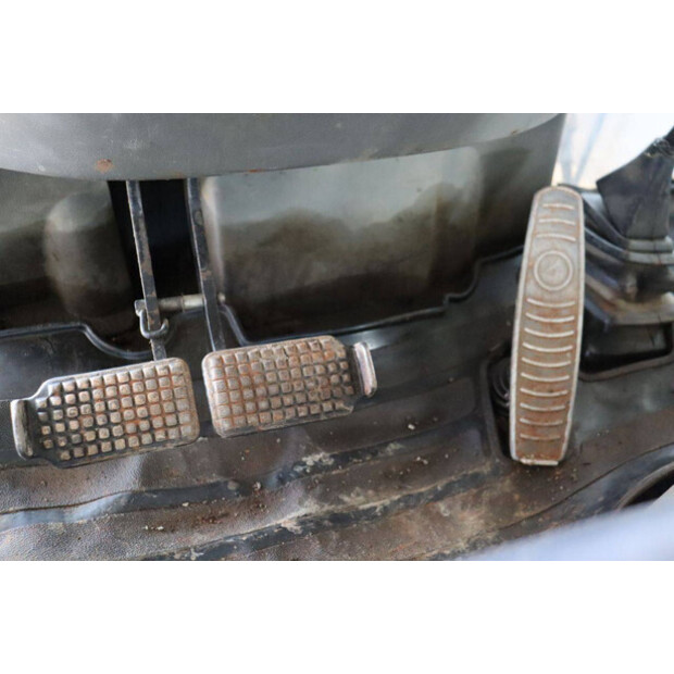 2017 New Holland B80B-SS-45053356