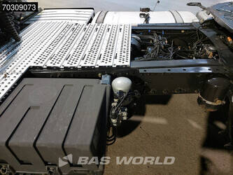 2020-man-tgs-18-470-1408102-45053675