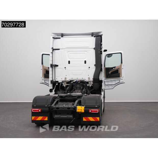 2025 Mercedes-Benz Actros 1848-45053766