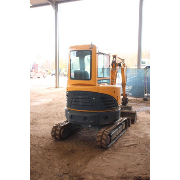 2018 هيونداي Robex25Z-9AK-45053987