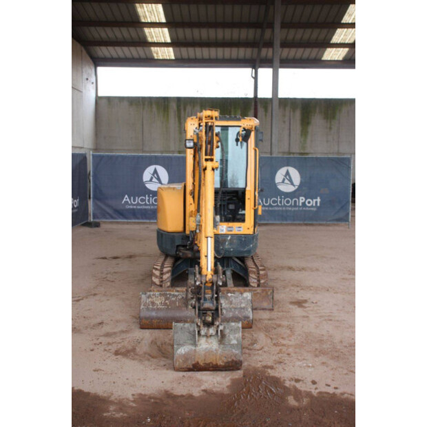 2018 هيونداي Robex25Z-9AK-45053989