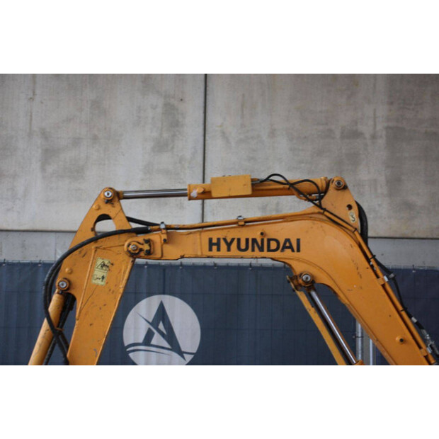 2018 هيونداي Robex25Z-9AK-45053993