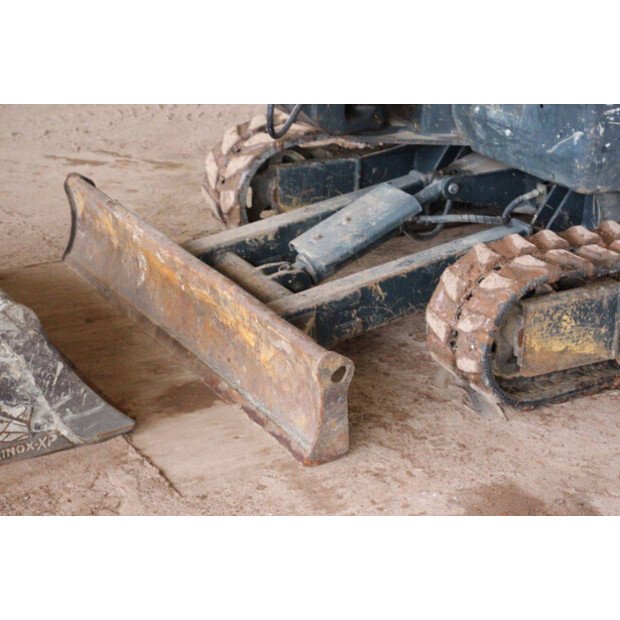 2018 هيونداي Robex25Z-9AK-45053995