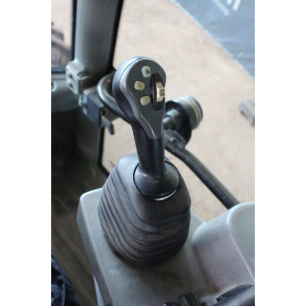 2017 اطلس AR75eS-45054232