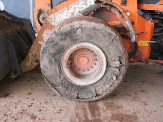 2013-doosan-dl300-3-1408120-45054250