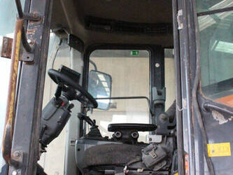 2013-doosan-dl300-3-1408120-45054261