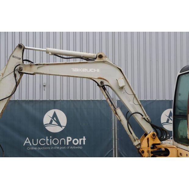 2000 تاكوتشي TB145-45054680