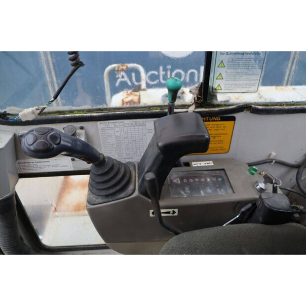 2000 تاكوتشي TB145-45054693