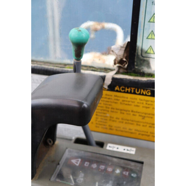 2000 تاكوتشي TB145-45054695