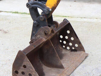 2016-jcb-8016-45054721