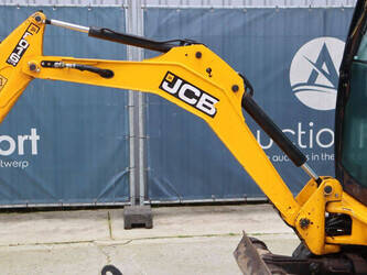 2016-jcb-8016-45054726