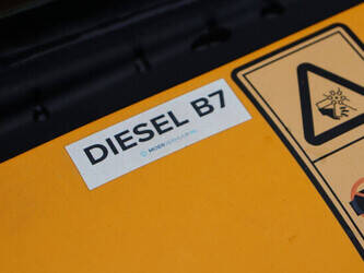 2016-jcb-8016-45054748