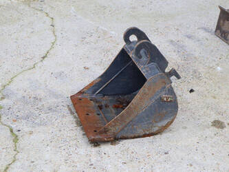 2016-jcb-8016-45054754