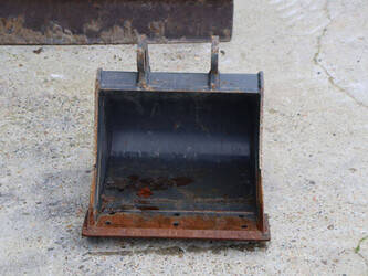 2016-jcb-8016-45054755