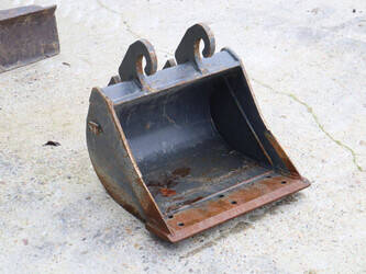 2016-jcb-8016-45054756