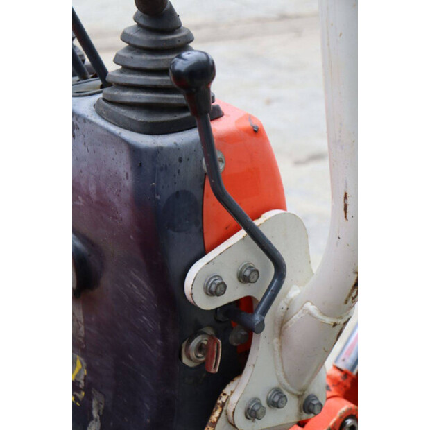 2012 KUBOTA U10-3-45054836