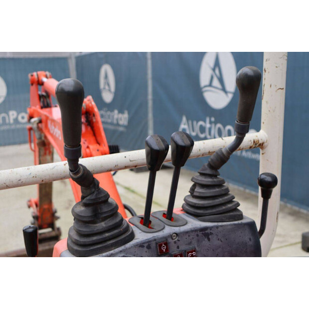 2012 KUBOTA U10-3-45054837