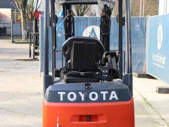 2018-toyota-8fbek18t-1408143-45055026