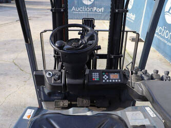 2018-toyota-8fbek18t-1408143-45055040