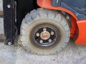 2016-toyota-8fbek18t-1408144-45055075