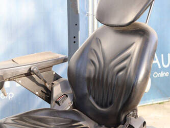 2016-toyota-8fbek18t-1408144-45055081